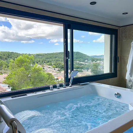 بيت ضيافة L'eden Bleu A 4*
